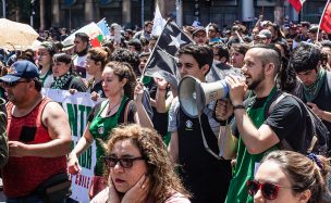 Starbucks cede en tribunales por suspensiones laborales e indemnizará a trabajadores suspendidos