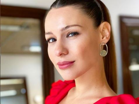 Pampita comparte romántica postal con su esposo y arrasa con más de 140 mil “me gustas” [FOTO]