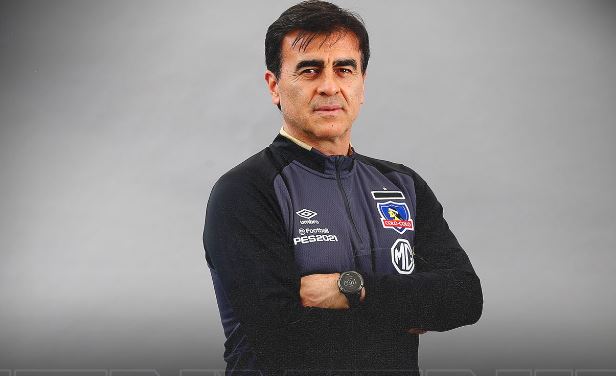 Gustavo Quinteros ya fija metas en Colo Colo: “Quedo con mucha ilusión con mi cuerpo técnico de poder salir de este momento difícil”