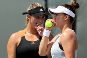 Alexa Guarachi hace historia y clasificó a la semifinal del dobles en Roland Garros