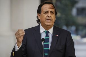 Víctor Pérez renunció al cargo de ministro del Interior tras aprobación de acusación constitucional