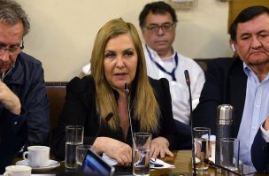 Diputada Pamela Jiles (PH) y alcalde Joaquín Lavín (UDI) lideran carrera presidencial