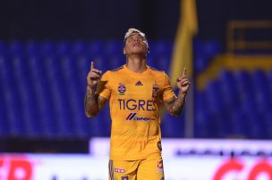 “Volveré, pero a las gradas”: Así fue la emotiva despedida de Eduardo Vargas de Tigre de México