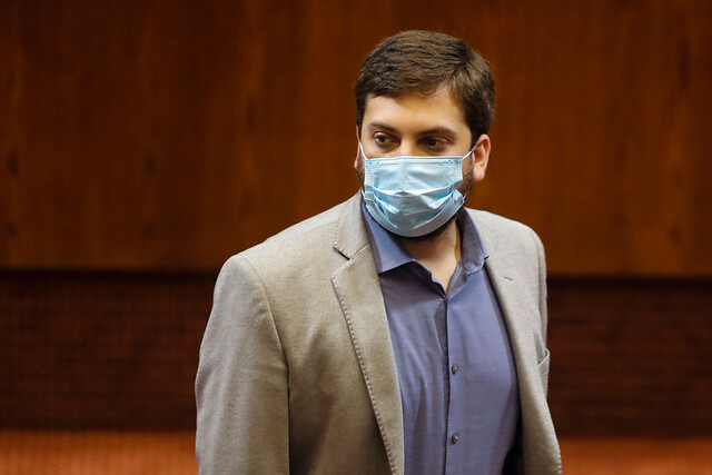 Jefe de bancada del PPD: “Gobierno declaró la guerra al Congreso y al 87% de los chilenos”