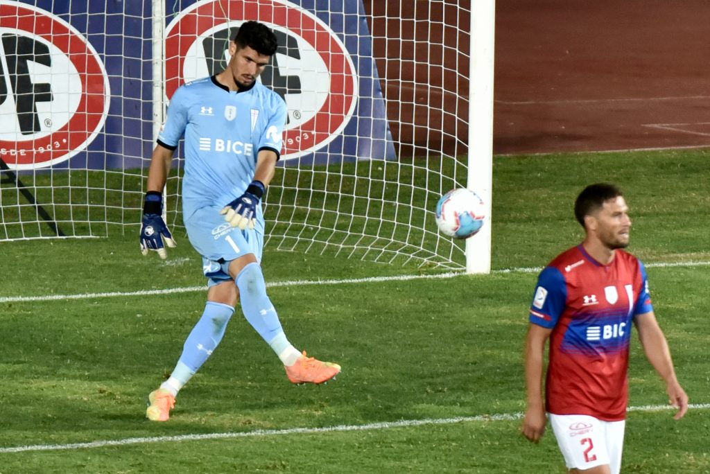 UC en la cima, Colo Colo respira: así quedó la tabla de posiciones del Campeonato Nacional