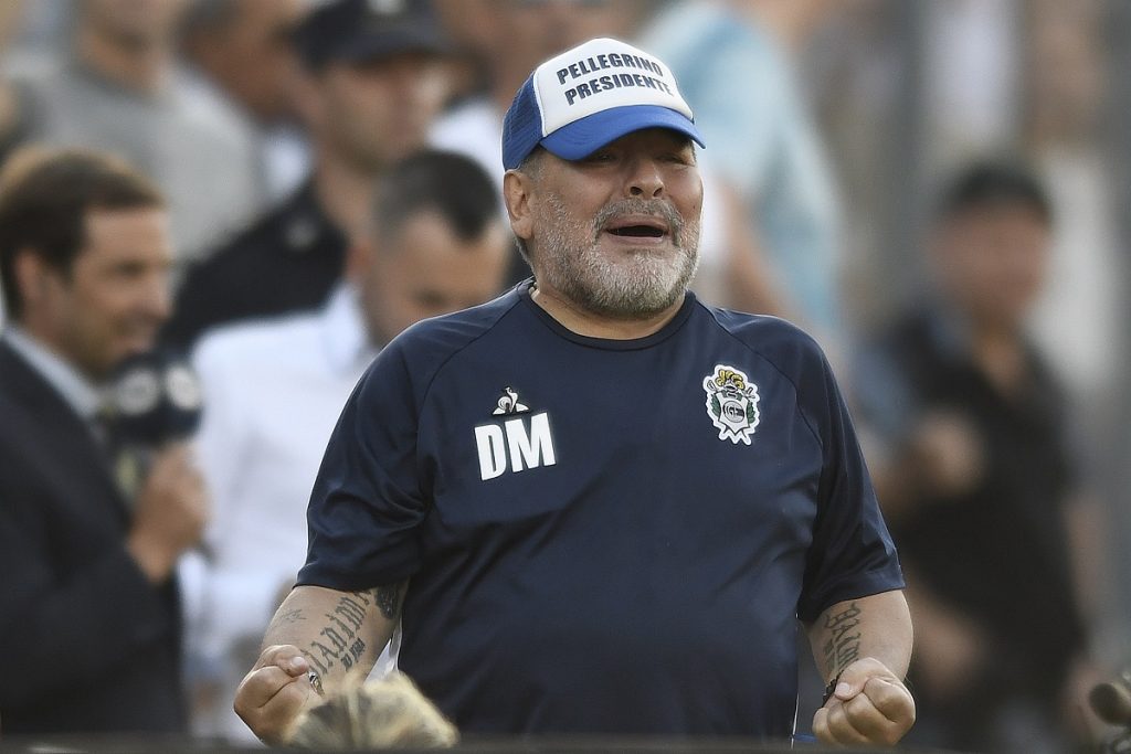 El Papa reza por Maradona y recuerda “con cariño” sus últimos encuentros