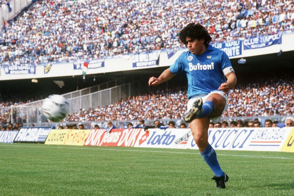 Napoli vestirá una camiseta especial de homenaje a Diego Armando Maradona