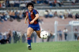 Sevilla y FC Barcelona recuerdan a Maradona un día después de su muerte