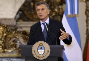 Ordenan investigar a Macri por el hundimiento del 'ARA San Juan' en Argentina