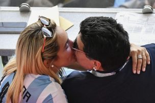 Rocío Oliva, ex pareja de Diego Maradona, se habría desmayado al enterarse de su muerte