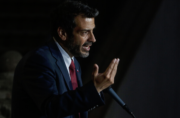 “Liderazgo positivo”: Asociación de Municipalidades de Chile felicitó y envió apoyo a nuevo ministro Delgado