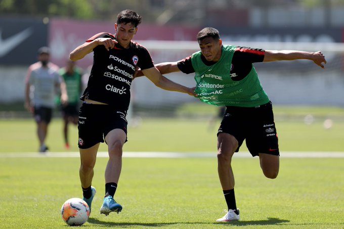 La Roja Sub 20 inició una nueva semana de prácticas en Juan Pinto Durán