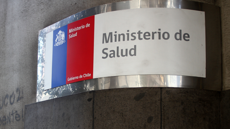 Minsal solicita la renuncia del seremi de Salud de Magallanes por investigación del Ministerio Público