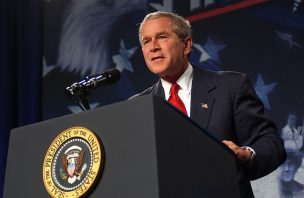 Expresidente Bush califica como 