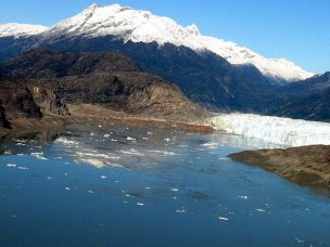 Alerta amarilla en dos ciudades de Aysén por vaciamiento del lago Cachet II