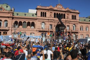 Preocupación en Argentina por posible aumento de casos por coronavirus tras funeral de Diego Maradona