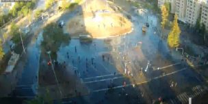 Nuevos enfrentamientos se registran a esta hora entre Carabineros y manifestantes en Plaza Italia