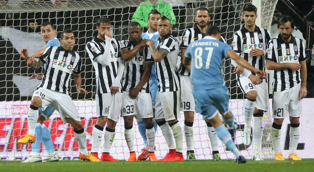 Ex jugador de la Juventus le jugó jocosa “broma” a Arturo Vidal: “¡Ganar no es importante, pero es lo único que importa!”