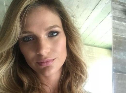 “Alexis, ¿Cómo te fuiste de ahí?”: Mayte Rodríguez enciende las redes con audaz foto en Instagram
