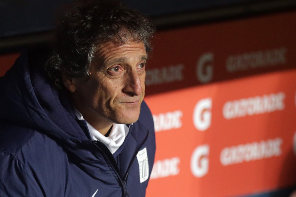 Jugadores de Alianza Lima y fracaso de Mario Salas: “No lo llegamos a entender, no pudimos encontrar una idea con él”