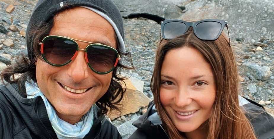 ¿Solo amigos?: Kel Calderón y Claudio Iturra se refirieron a su relación tras viaje a Torres del Paine