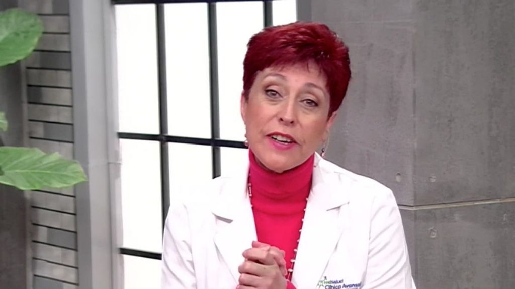 “Primer día del año y desde la UCI”: Doctora Carolina Herrera se llenó de halagos por su trabajado 1 de enero