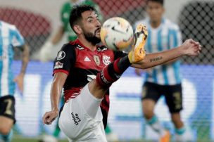 Mauricio Isla disputó todo el partido en victoria de Flamengo en visita a Goiás