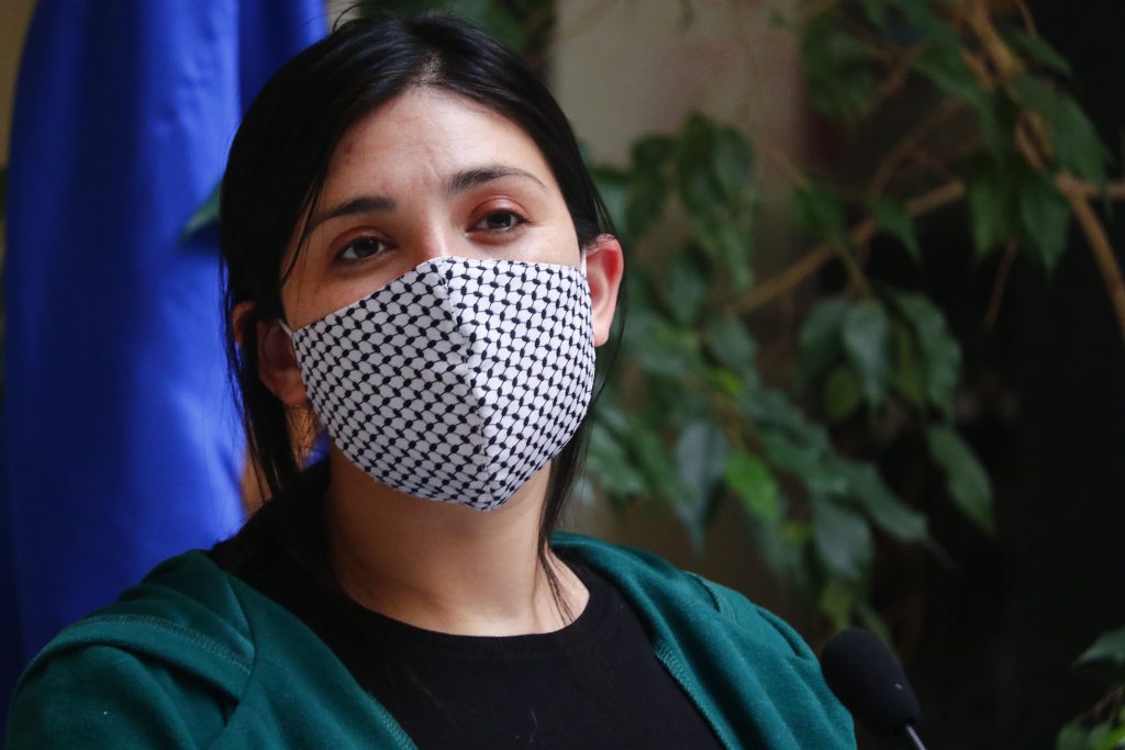 Diputada Cariola (PC) y posible veto presidencial a indulto para detenidos del ’18-O’: “El Presidente Piñera se esfuerza por seguir decepcionándonos”