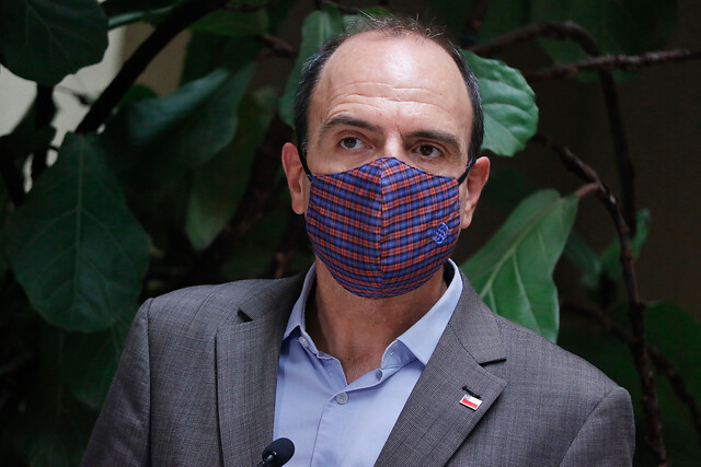 Ministro Monckeberg ve un “poco difícil” que segundo retiro del 10% esté para antes de Navidad