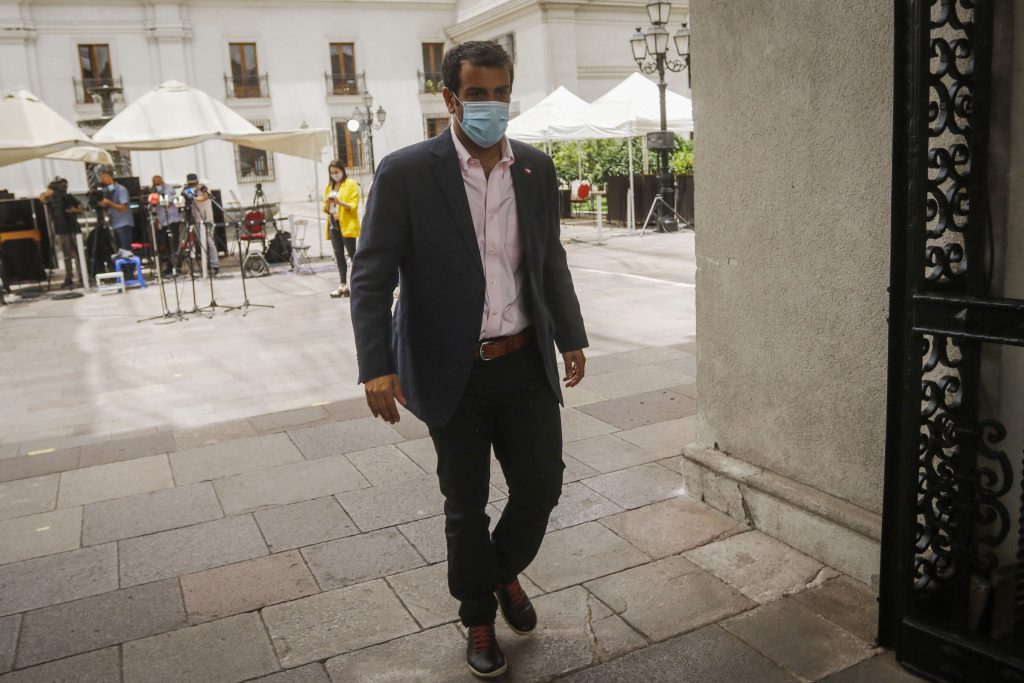 Ministro Delgado y retroceso a Fase 2 en R.M.: “No hay mejor regalo de Navidad para las familias que evitemos muertes”