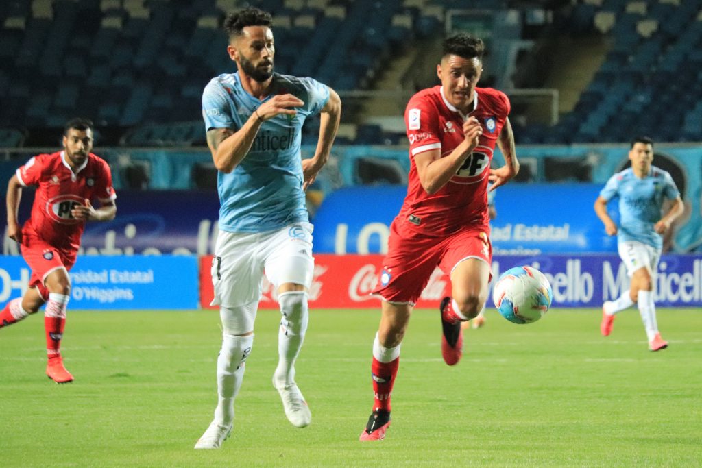 O’Higgins sale de la parte baja con triunfo sobre Huachipato en Rancagua