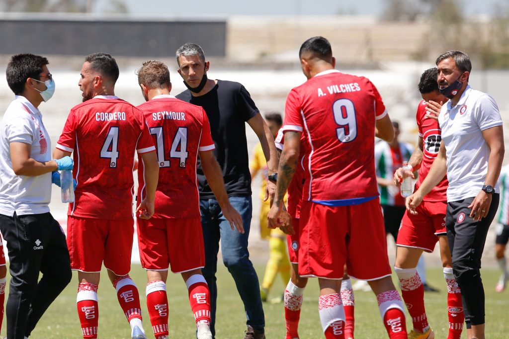 Unión La Calera informó de nuevos casos de coronavirus en su plantel