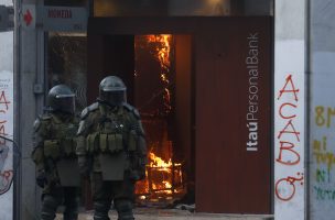 Carabineros reportó 970 personas detenidas en la última jornada