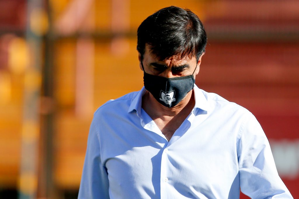 Quinteros no piensa dejar Colo Colo: “Si yo fuera cobarde me hubiese ido”