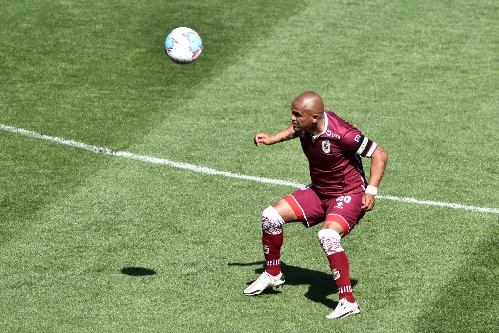 En Deportes La Serena están más que conformes con el “velocista” Humberto Suazo