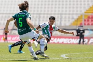 Palestino reaccionó a tiempo ante Wanderers y toma aire en el Campeonato Nacional