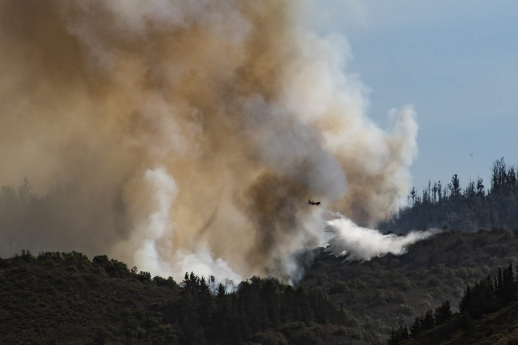 Mantienen Alerta Roja para comuna de Quilpué por incendio forestal