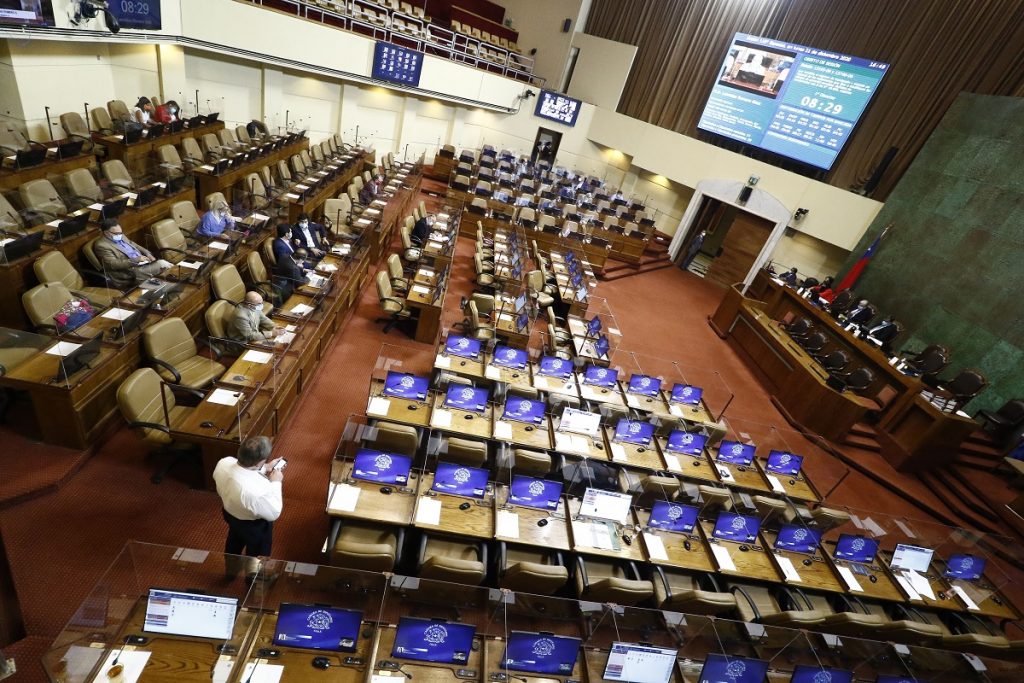 Cámara de Diputados aprobó proyecto que sanciona daños en medios de transporte público