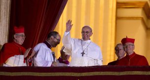 Covid-19: El Papa rezará el Angelus desde la biblioteca del Vaticano