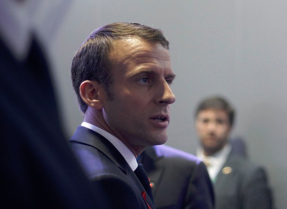Presidente Macron entregó detalles sobre su estado de salud tras dar positivo a Covid-19