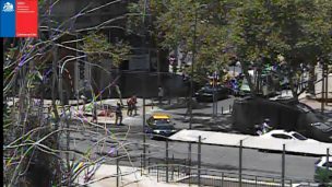 Vendedores ambulantes arman barricadas cerca del Costanera Center