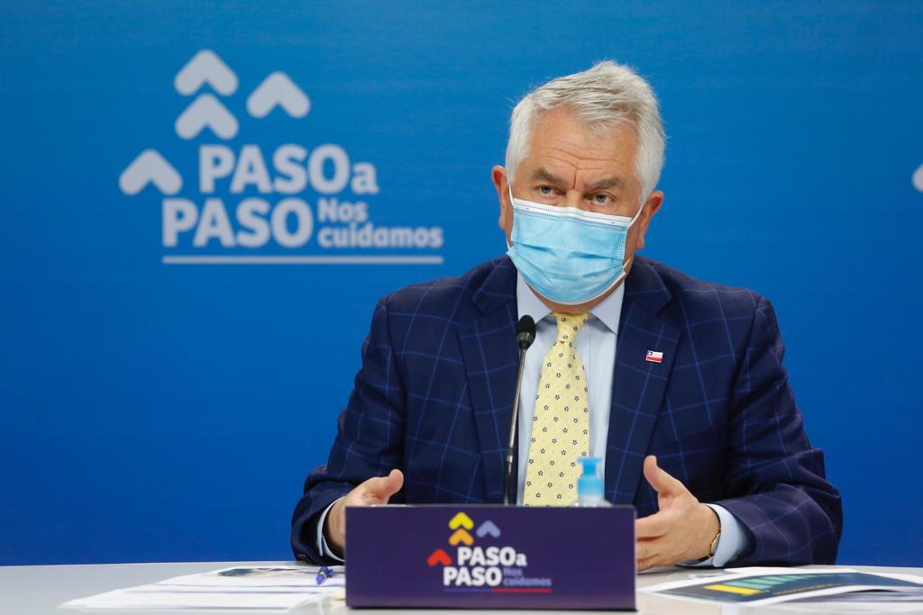 Minsal define este lunes en qué etapas del plan “Paso a paso” se celebrará Navidad