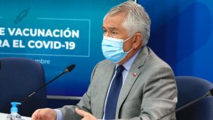 Ministro Paris responde críticas del Colegio Médico: “Me duele que en esta pandemia estemos hablando de plata