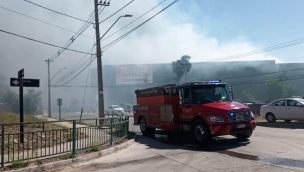 Incendio afectó a bodegas de la comuna de San Bernardo