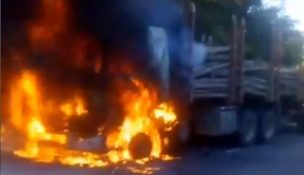 Camionero resulta herido tras ataque incendiario en provincia de Arauco