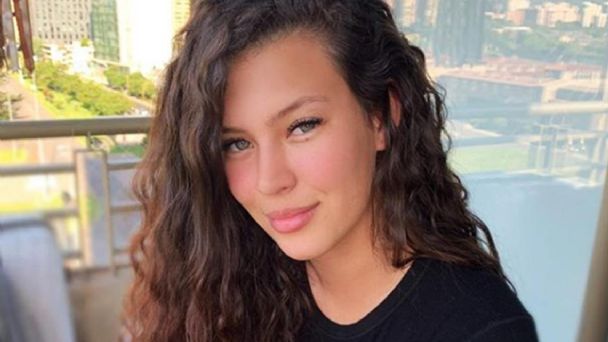 “Y pensar que se burlaba de la gente XL”: Los odiosos comentarios que recibió Michelle Carvalho por foto en bikini