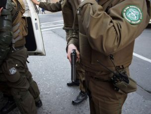 Carabinero dispara contra sujeto que intentó asaltarlo: iba en bicicleta a su trabajo