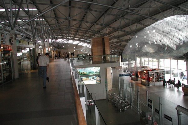 Evacuan Aeropuerto de Punta Arenas por presencia de dos personas contagiadas de coronavirus
