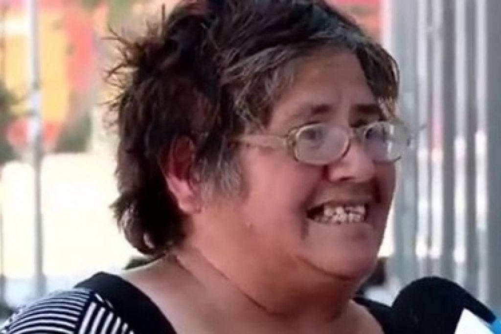 Mujer que se hizo viral con “la vístima” reapareció en comercial de compañía telefónica