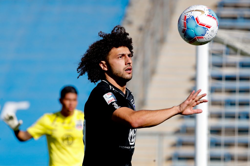 “Él se desordena”: no todos están felices con el nivel de Maximiliano Falcón en Colo Colo